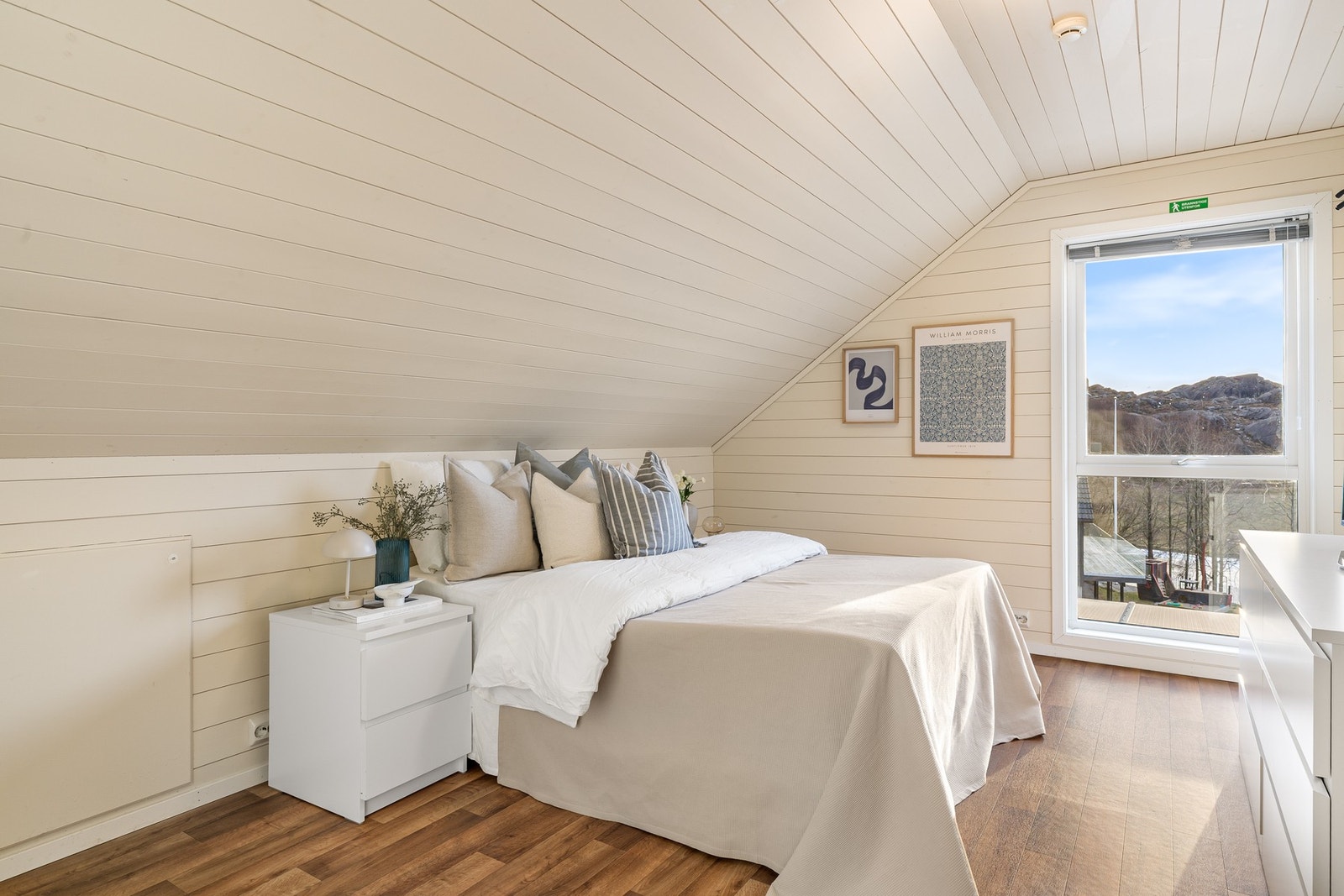 De andre soverommene har en fleksibel utforming og passer ypperlig som barnerom, gjesterom eller hjemmekontor alt etter behov. Galleribilde