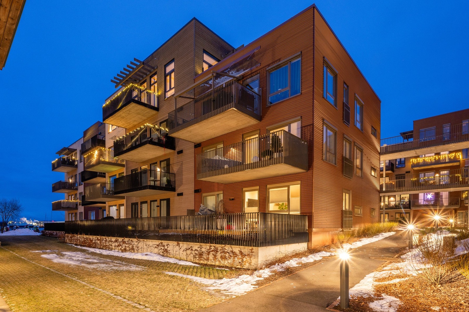 Her lever du tett på skjærgårdsidyllen med flotte badestrender og turstier i umiddelbar nærhet. Galleribilde