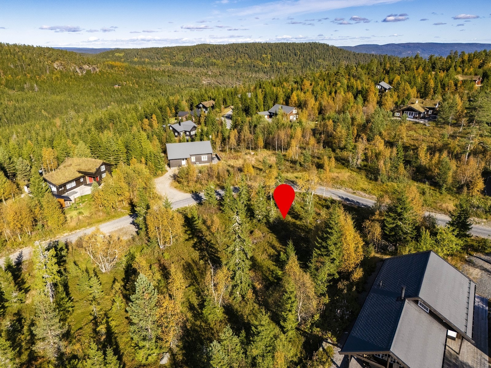 B feltet tomt nr 19 på innsiden av veien.jpg Galleribilde