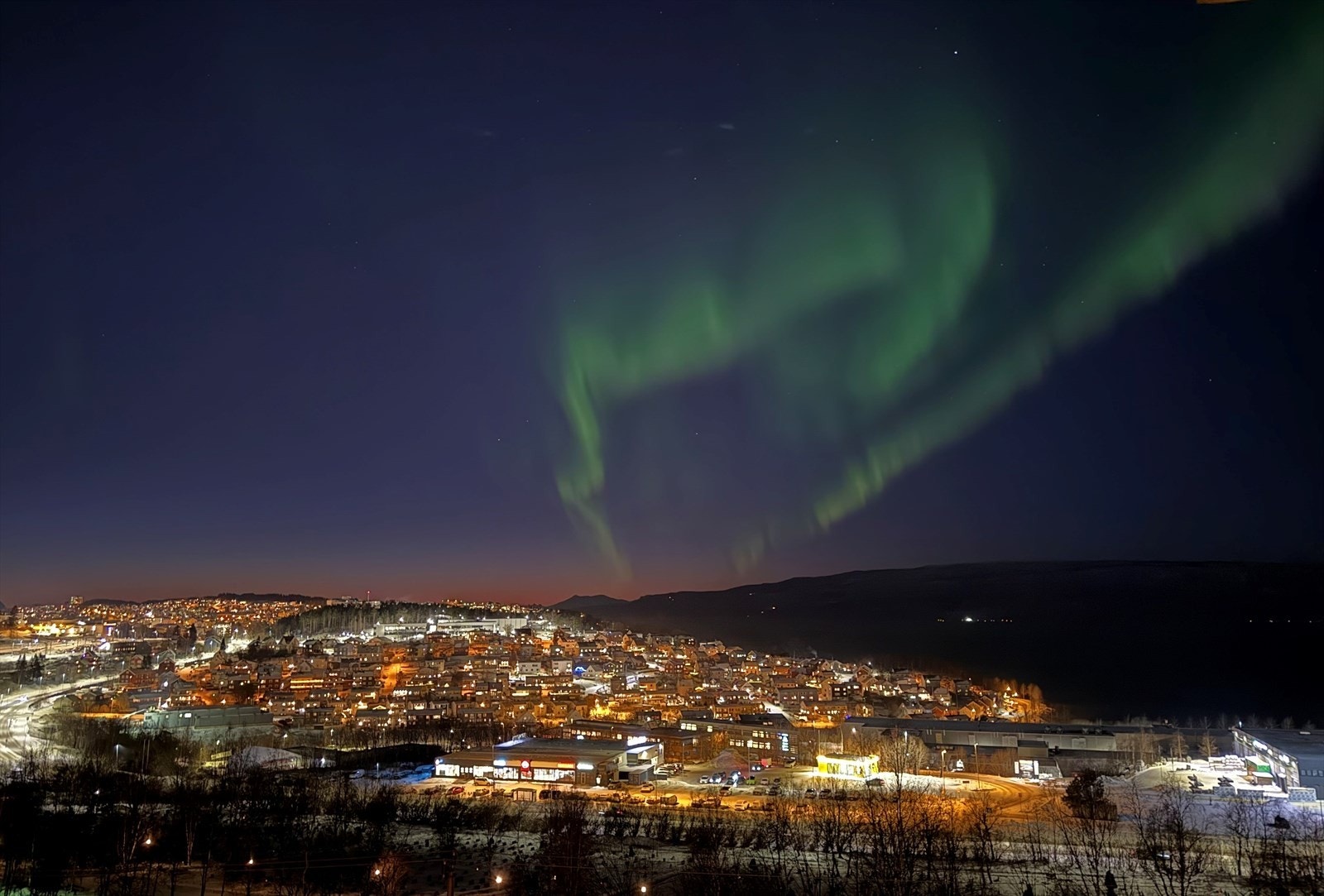 Nordlysbilde tatt fra balkongen (Privat bilde) Galleribilde