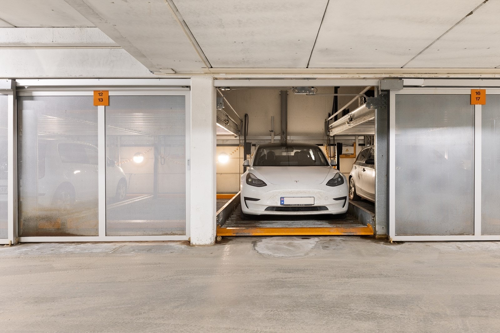 Med leiligheten følger en parkeringsplass (plass nr. 14) i felles garasjeanlegg. Galleribilde