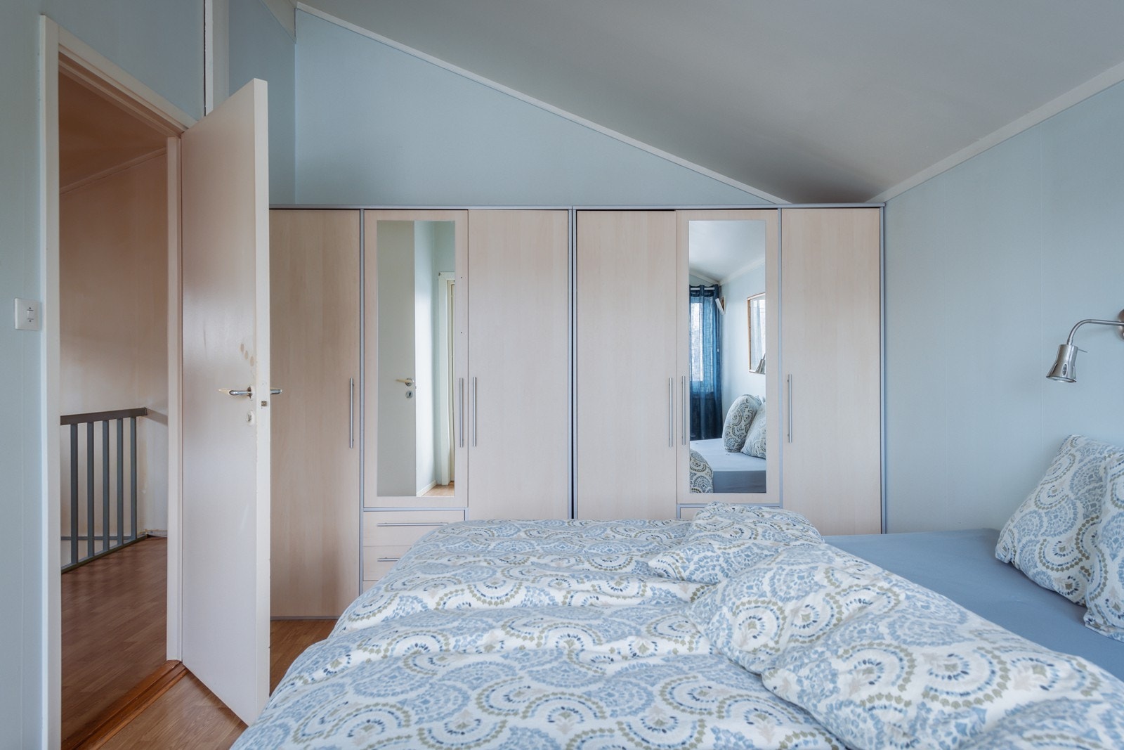 Her har du plass til 2 store høyskap Galleribilde