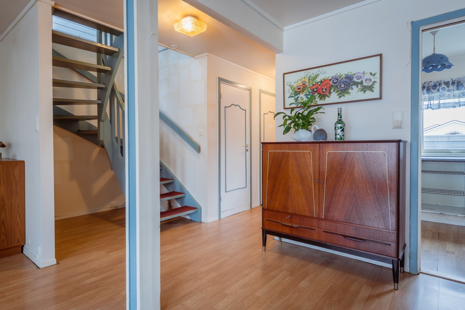 Trappen er sentralt i boligen Galleribilde