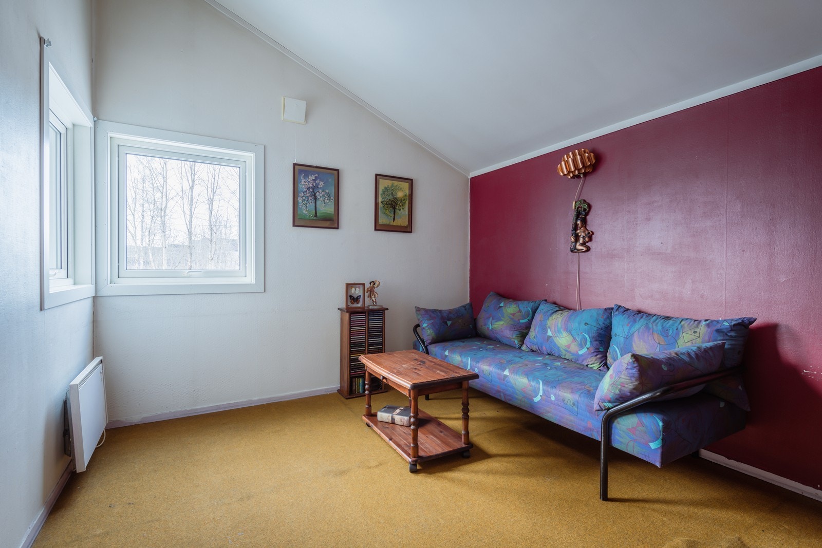 Dette er blant eiendommens 4 soverom men kan også godt brukes som en ekstra stue Galleribilde