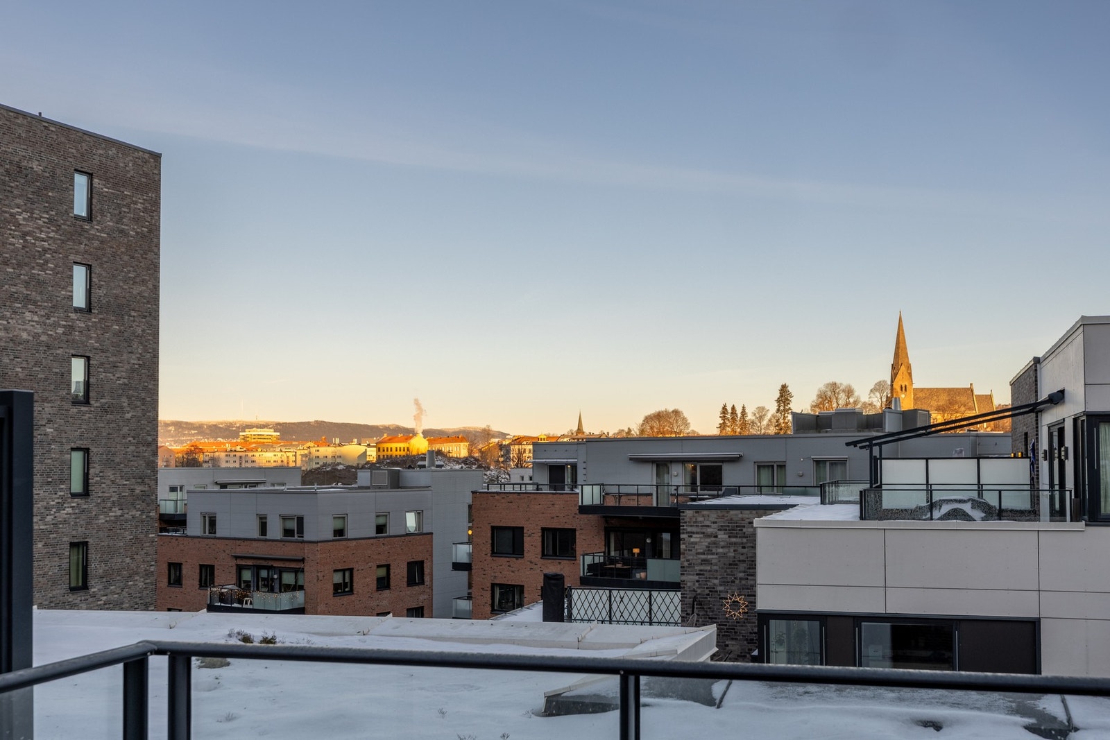 Her er det gode solforhold og flott utsikt. Galleribilde