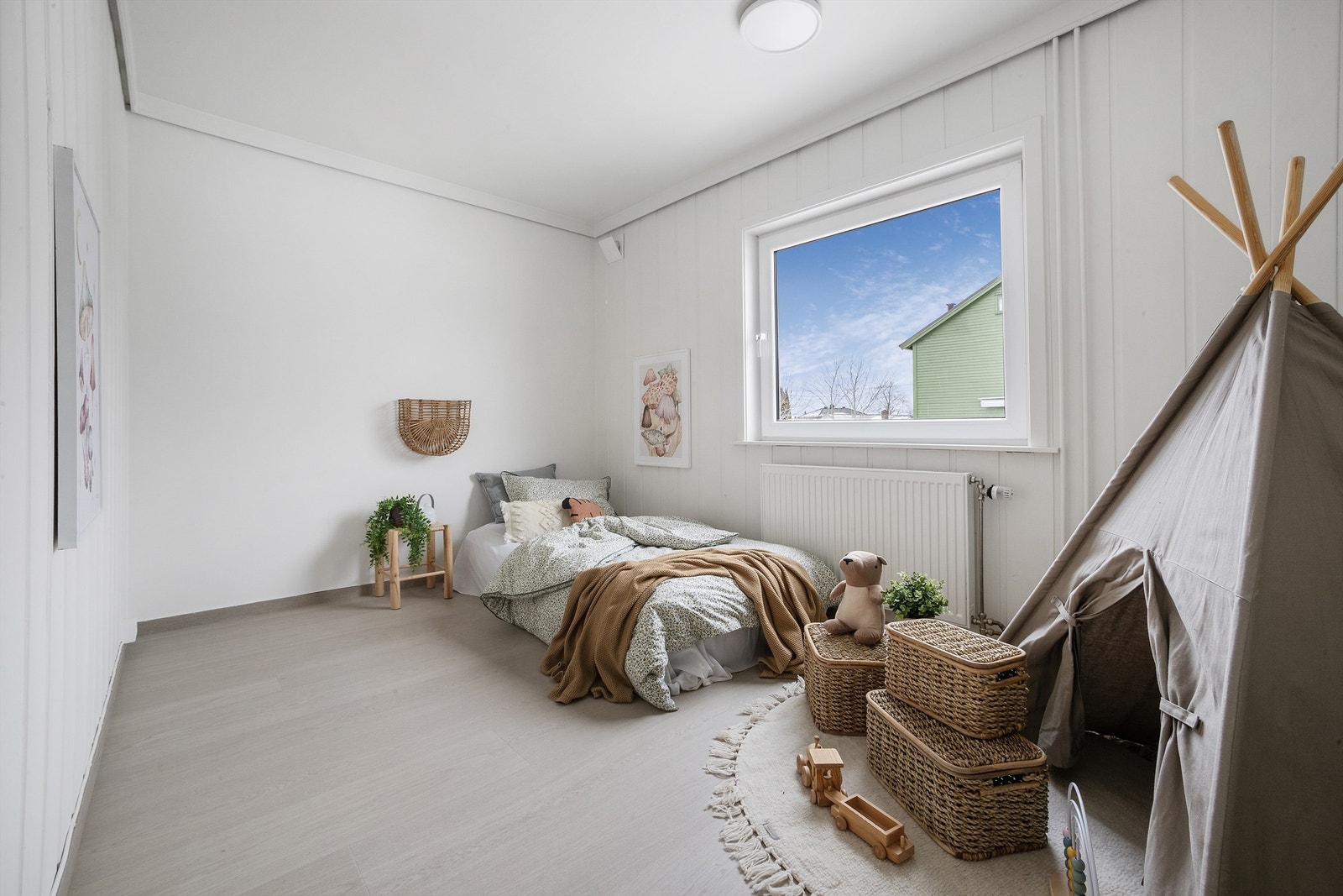 Soverom nr. 2 i 1. etasje innredet som barnerom. Galleribilde