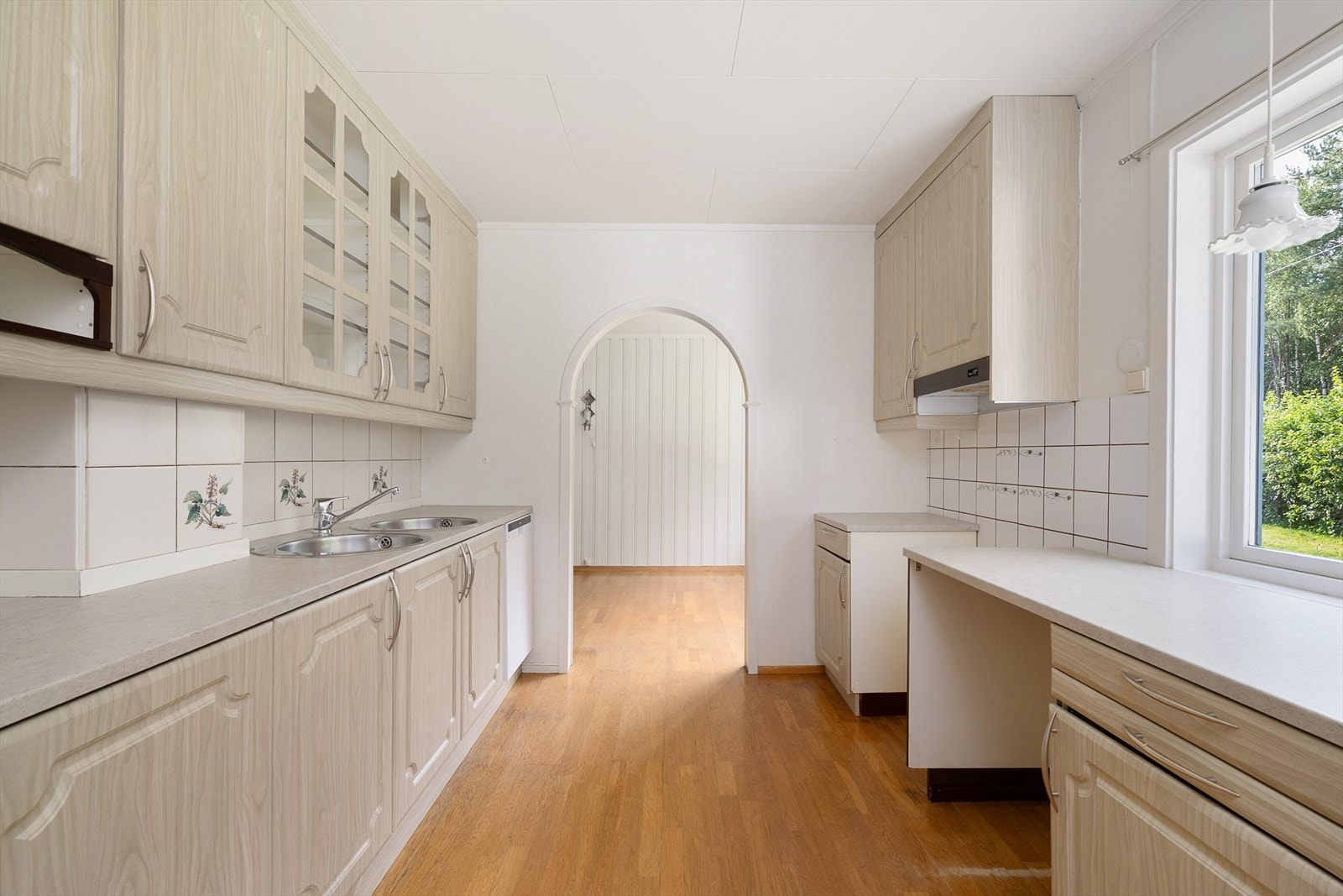 Her er det plass til komfyr, oppvaskmaskin og kjøleskap Galleribilde