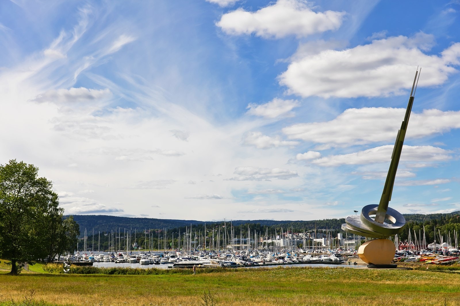 Vannski og bade. Galleribilde
