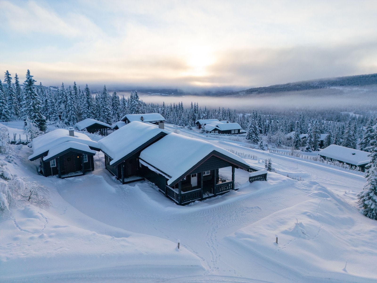 Hytta er et ideelt utgangspunkt for turopplevelser også på sommerstid, enten det er til fots eller på sykkel. Galleribilde