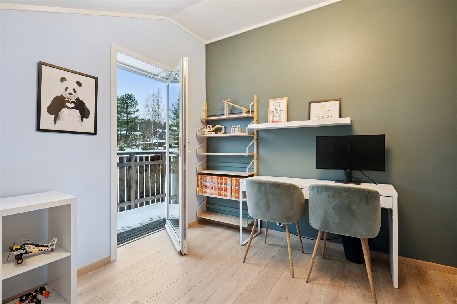 Soverommene har gode størrelser og er perfekte barnerom. Galleribilde