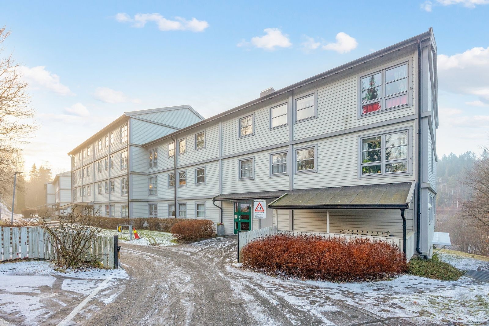 Fasade inngangsparti Galleribilde