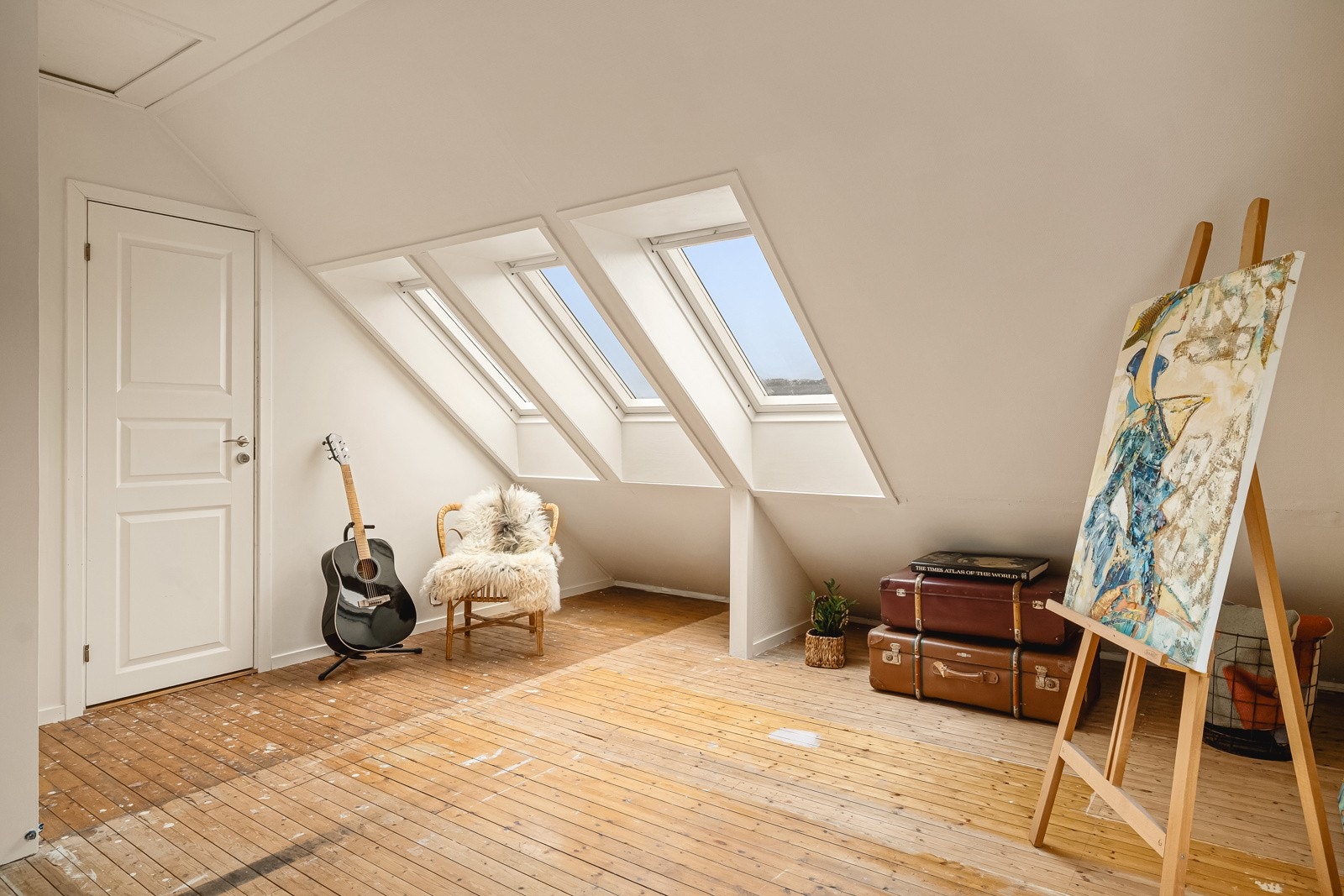 - Dersom man trenger et ekstra soverom kan man tilbakeføre lettvegg ved Veluxvindu - Galleribilde