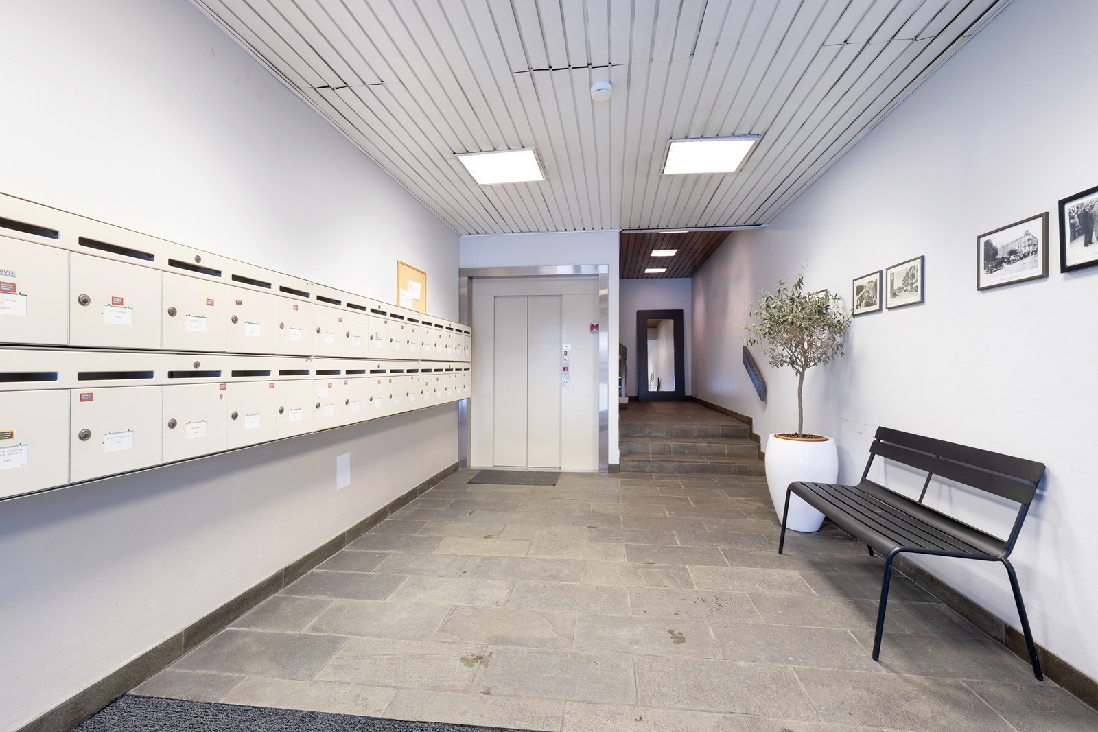 Inngangsparti Galleribilde