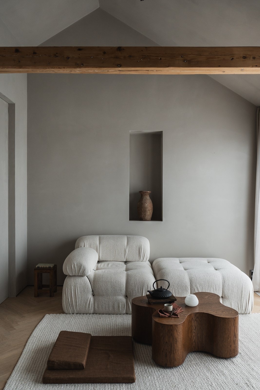 Loftstue med utgang til takterrasse Galleribilde