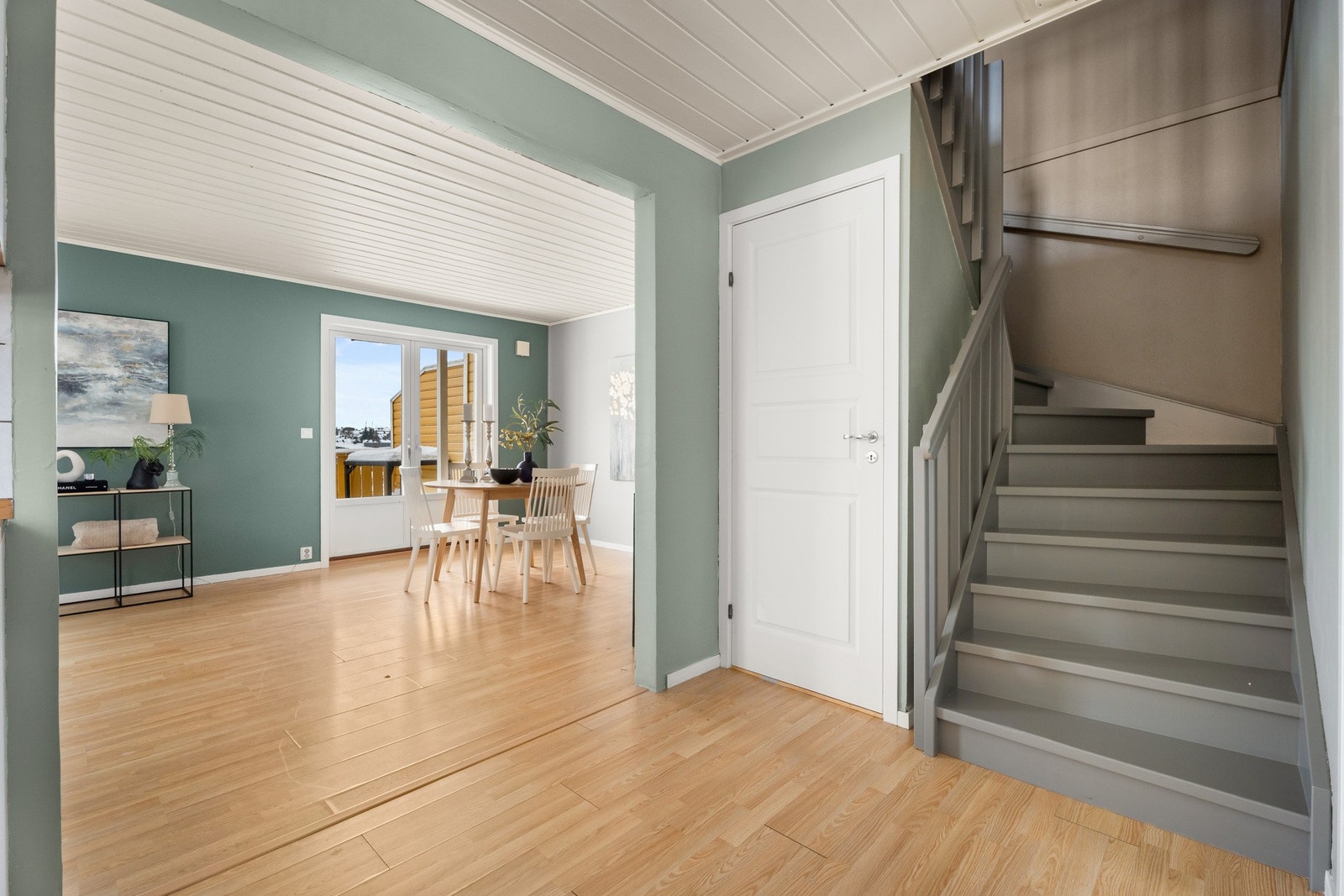 En liten, men praktisk bod på 1,4 kvm. Galleribilde