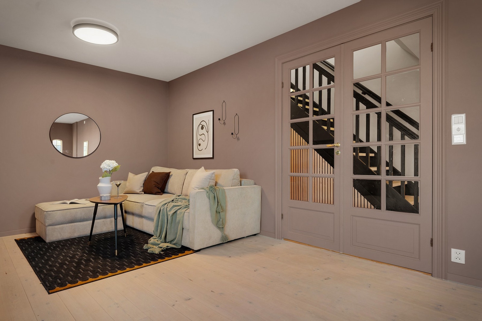 TV-stuen er romslig på hele 24 kvm. Galleribilde