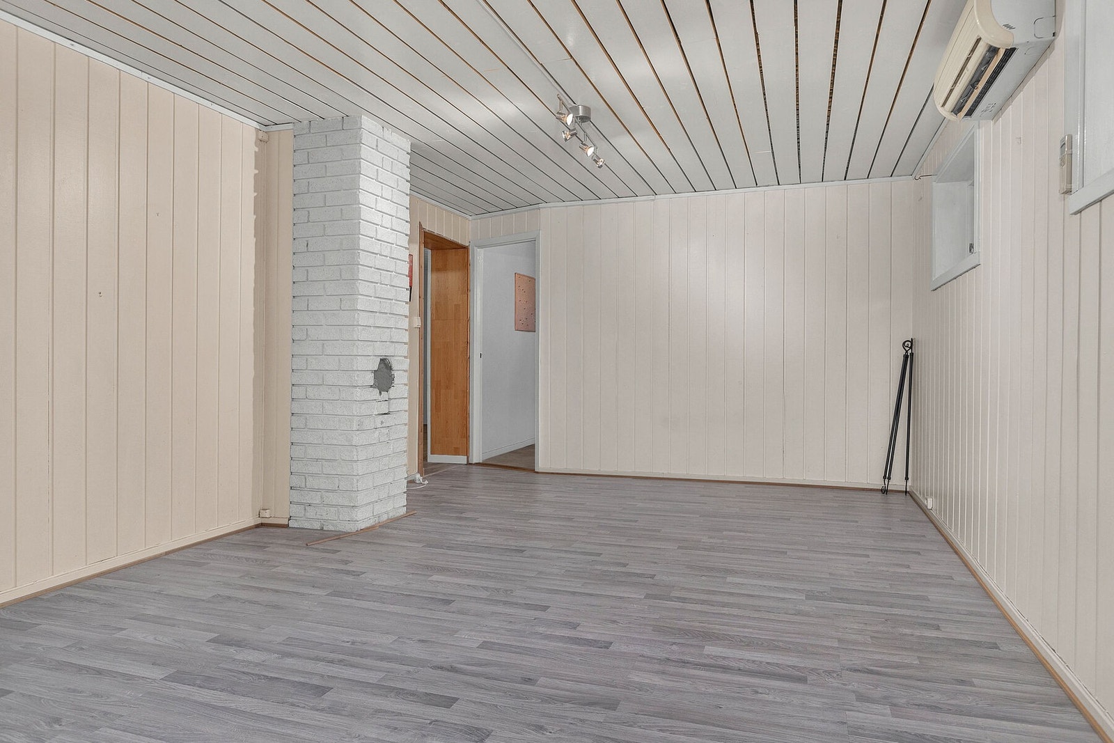 Kjellerstue Galleribilde