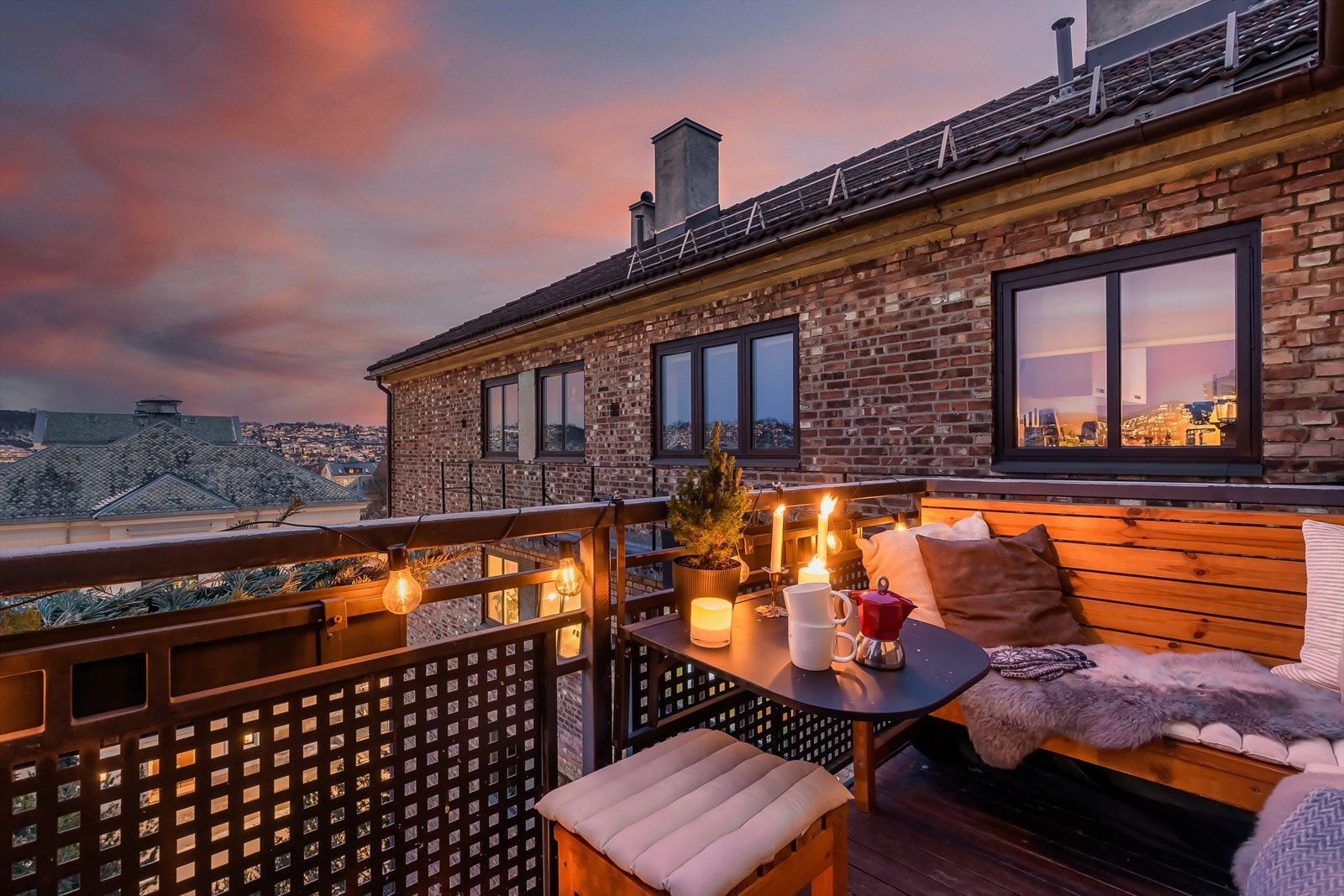 Koselig atmosfære dag som kveld. Galleribilde