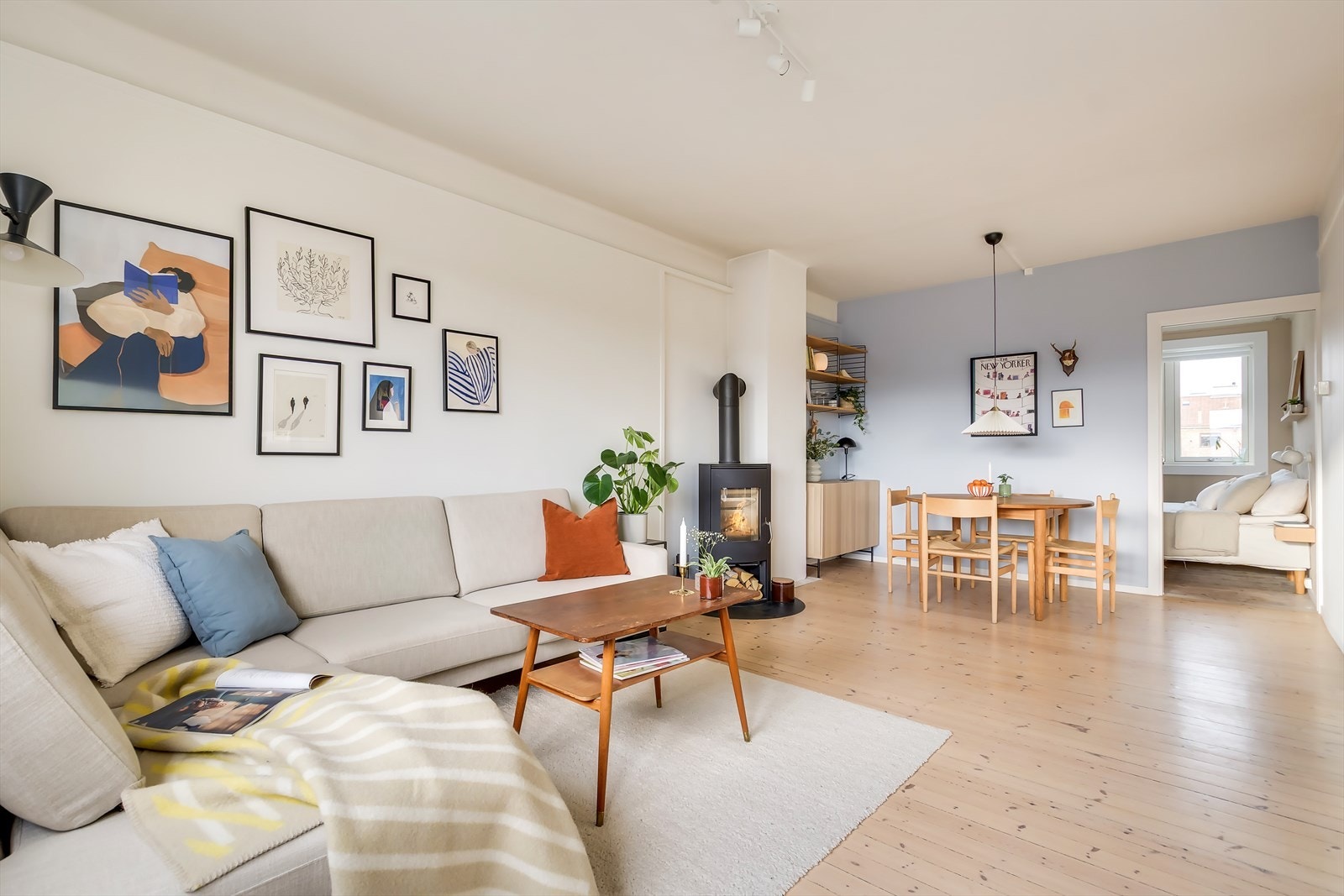 Boligen er også gjennomgående og oser av naturlig lys. Galleribilde