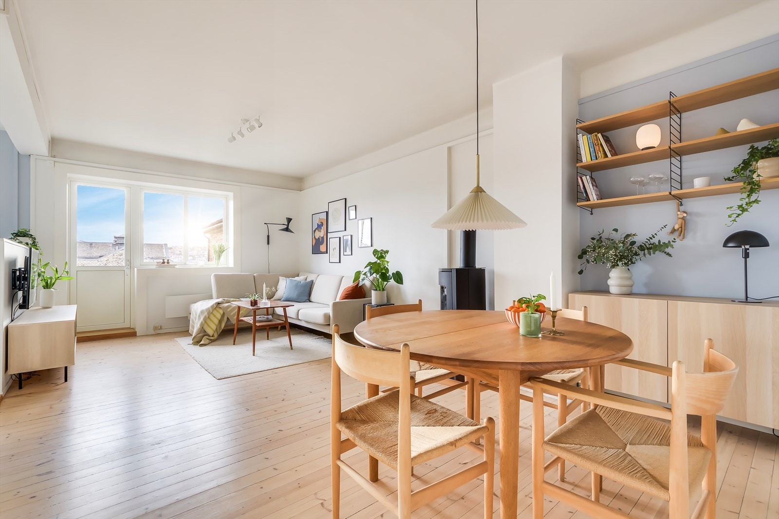 Lave felleskostnader på kr 3 939,- inkl. blant annet bredbånd. Galleribilde