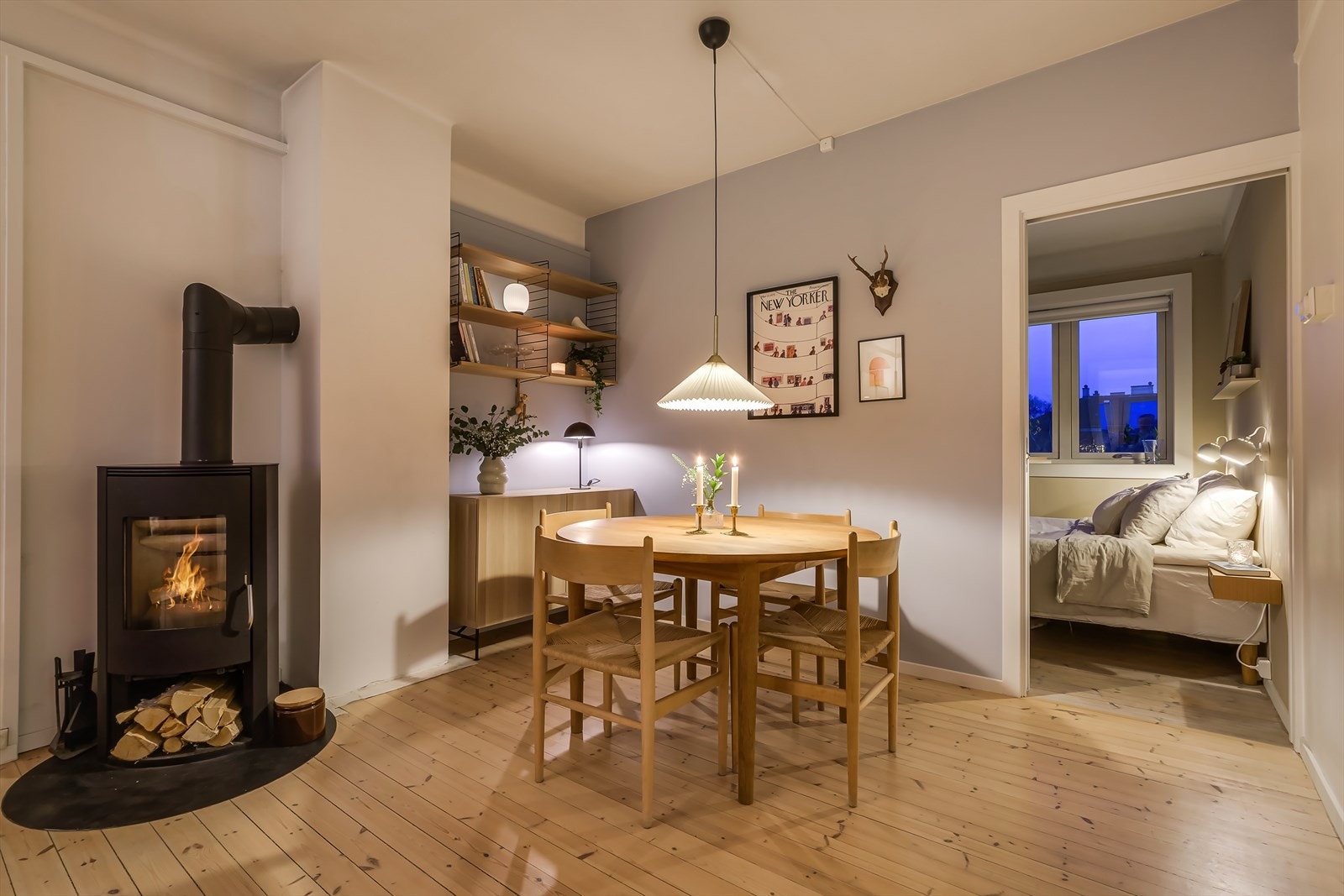 Koselig peis som varmer godt på de kjøligste dagene i året. Galleribilde