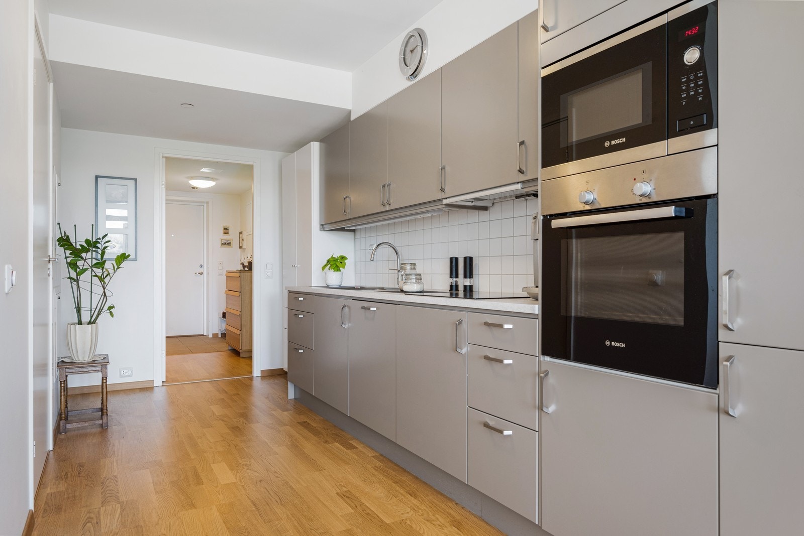 Kjøkkenet er utstyrt med det meste du skal trenge, bla: mikrobølgeovn. Galleribilde