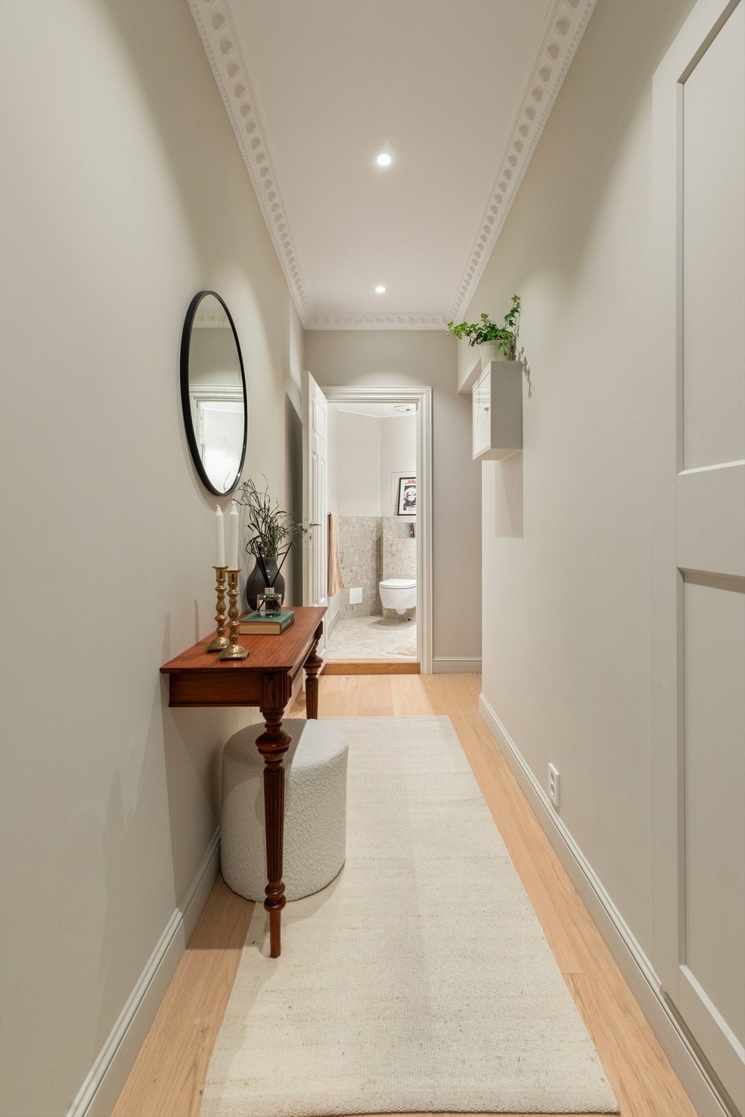 Innbydende entré/ gang. Galleribilde