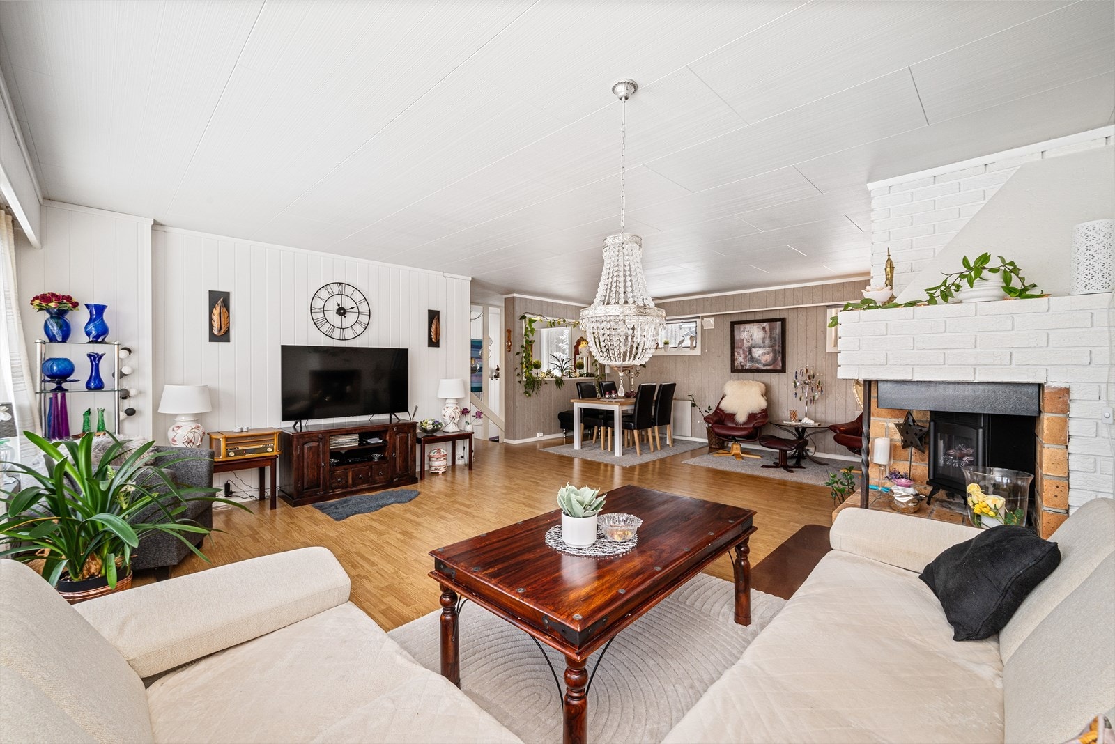 Stue i 1.etasje. Galleribilde