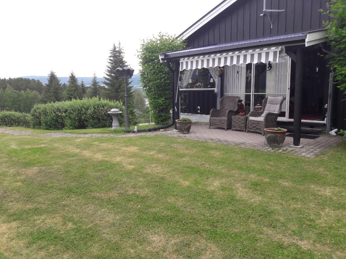 Romslig og velholdt bolig i Kjæreng ca 3,5 km fra Tynset sentrum. Galleribilde