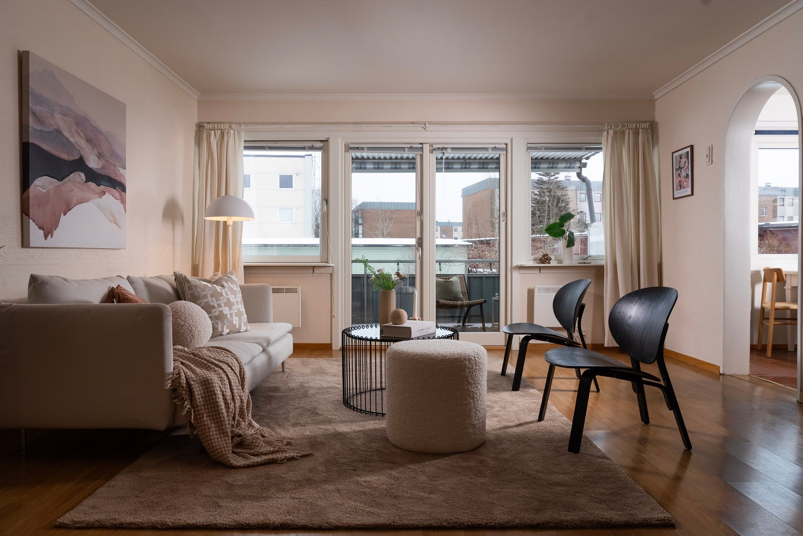 En praktisk 3-roms leilighet med sentral, men fredelig beliggenhet i veletablert borettslag Galleribilde