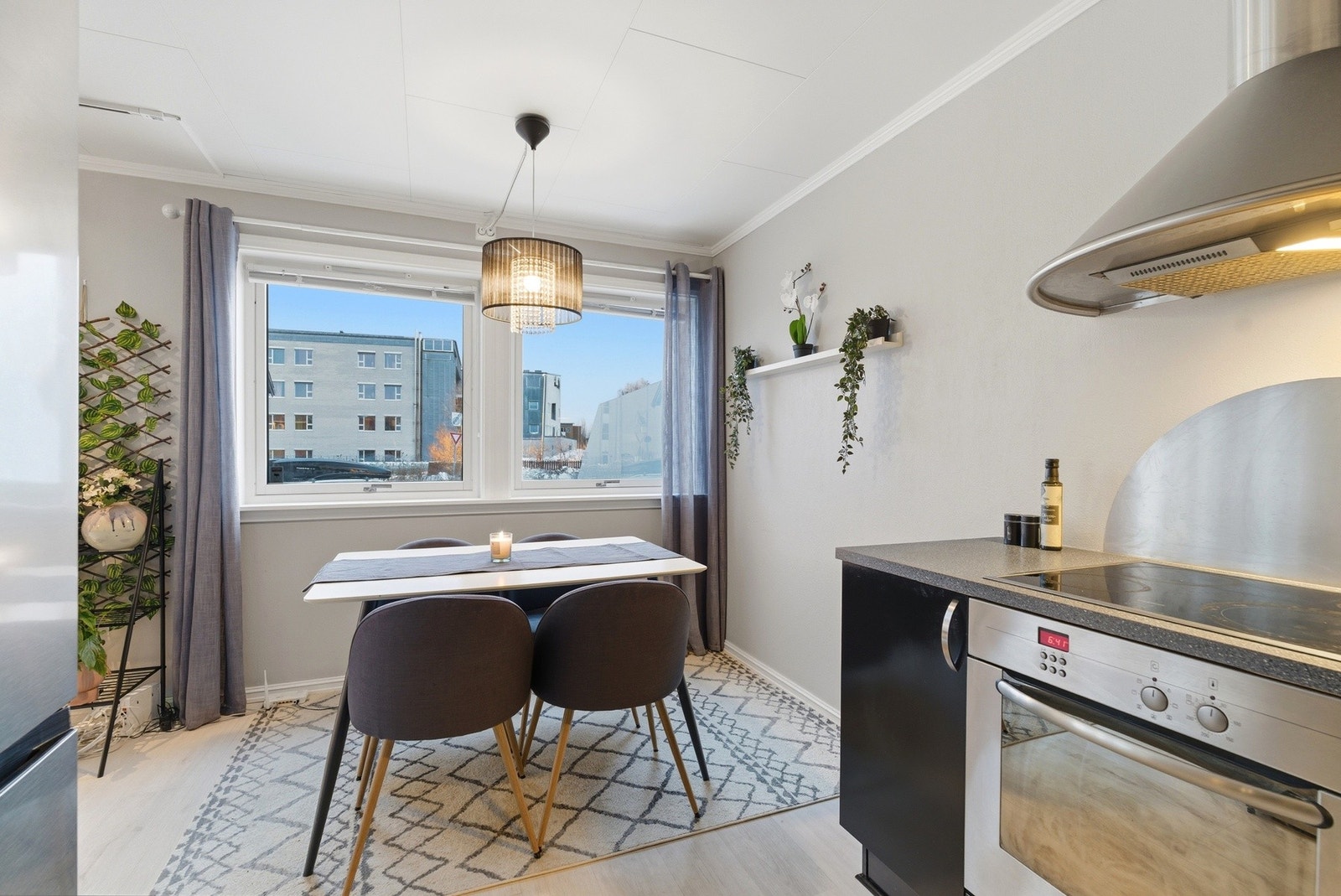 Et naturlig samlingspunkt for hyggelige måltider og stunder. Galleribilde