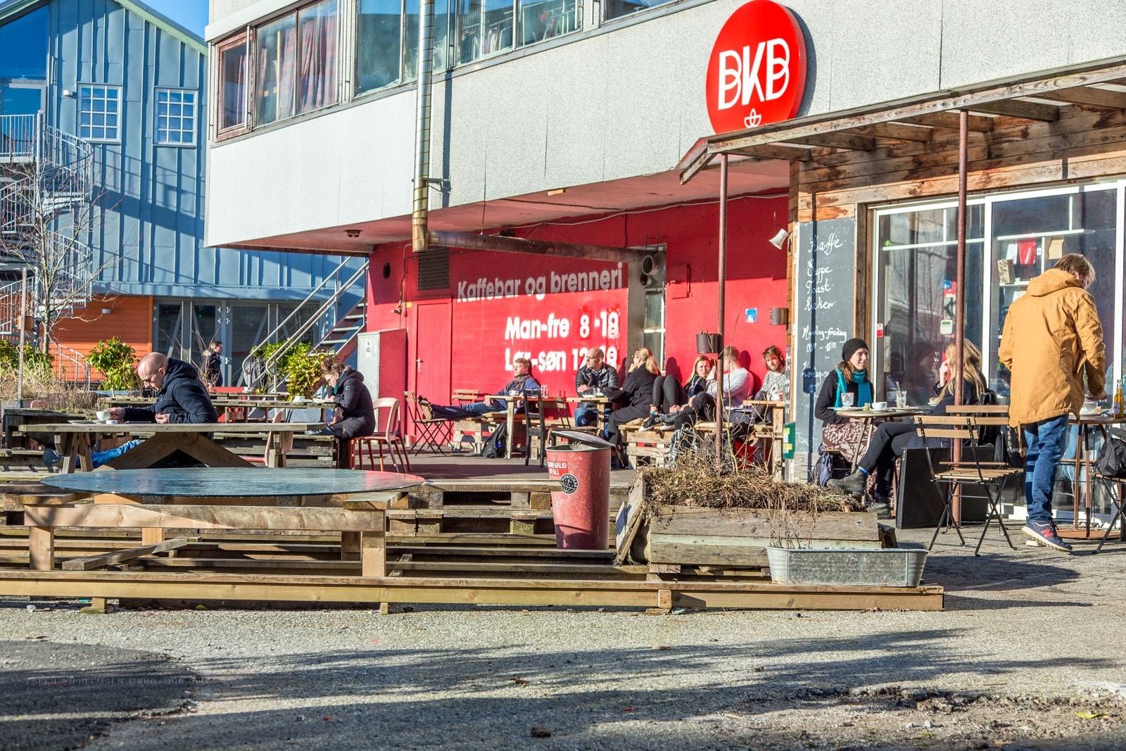 Bergen Kaffe Brenneri like ved BI Galleribilde