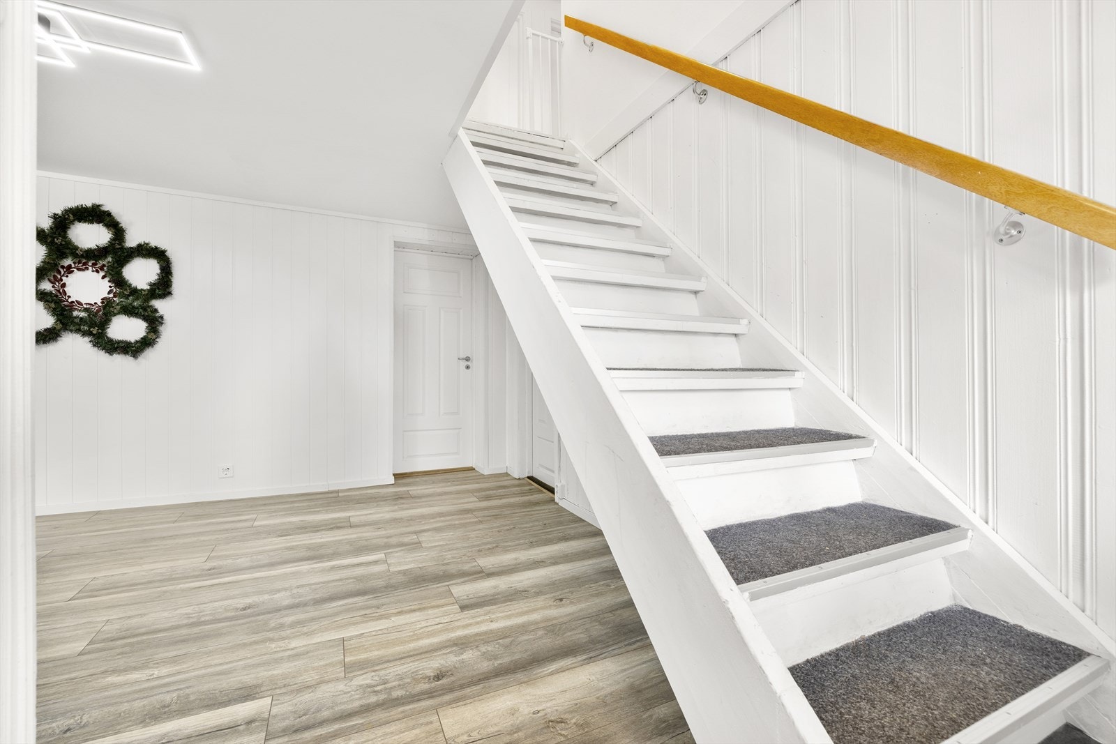 Trapp opp til øvre etasje. Galleribilde