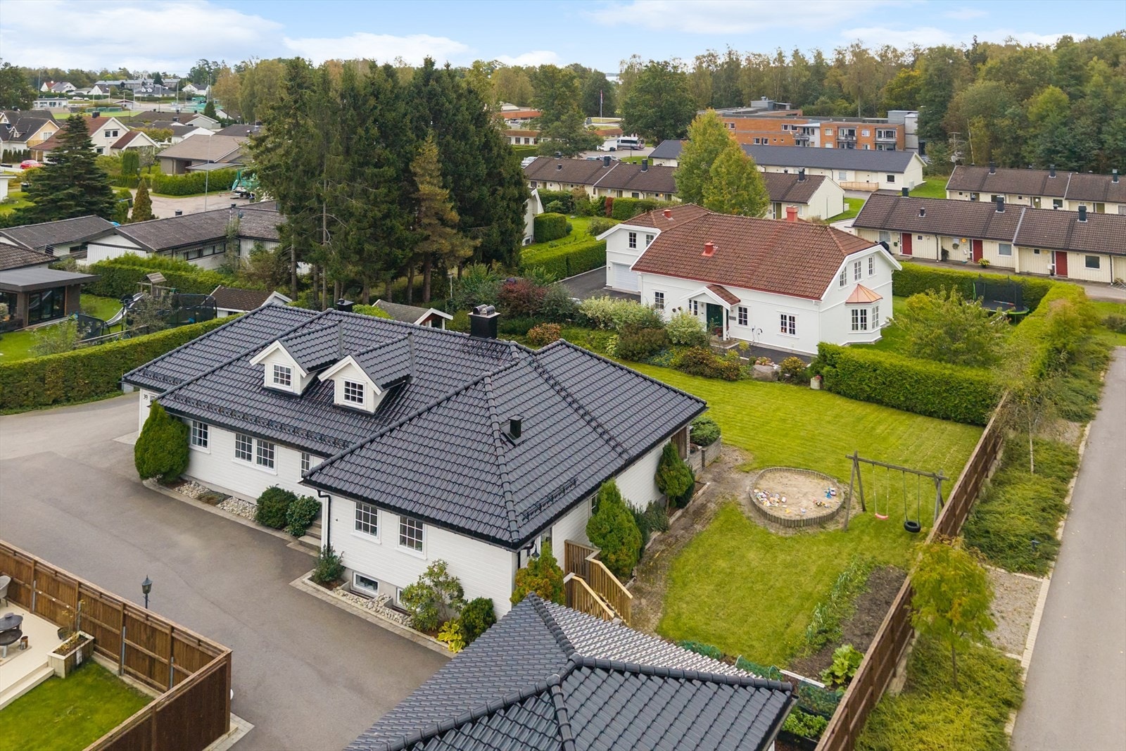Boligen ble oppgradert med nytt tak i 2015. Galleribilde