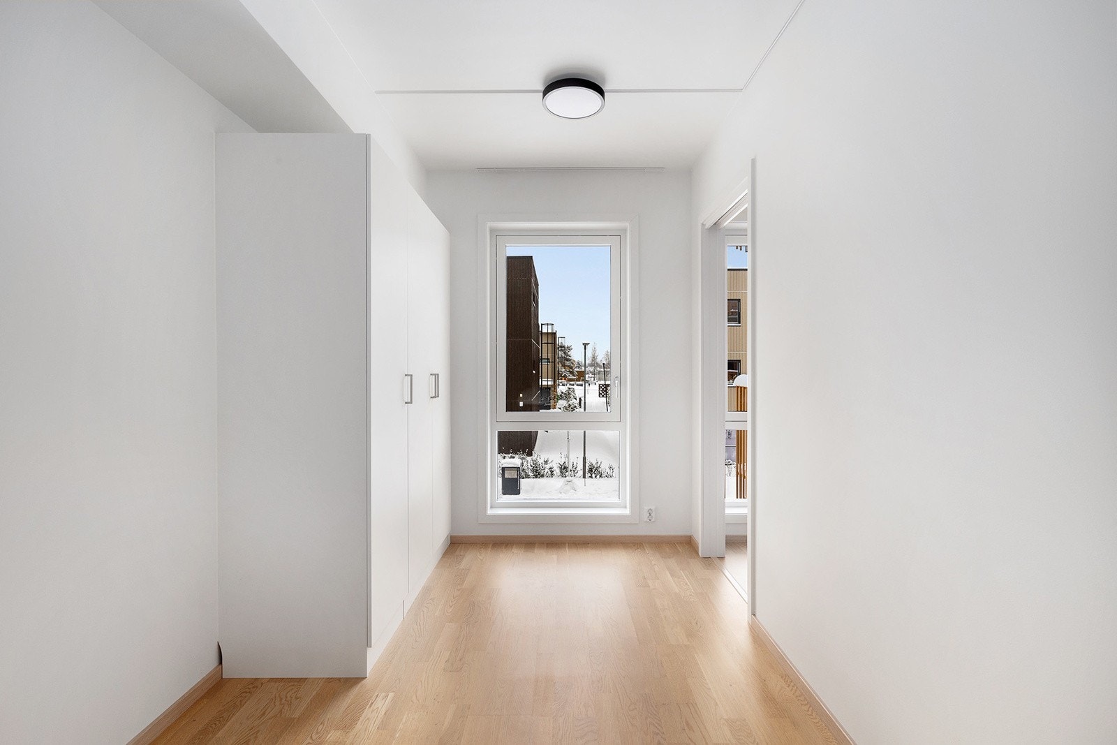 Garderobeskap på soverom. Galleribilde