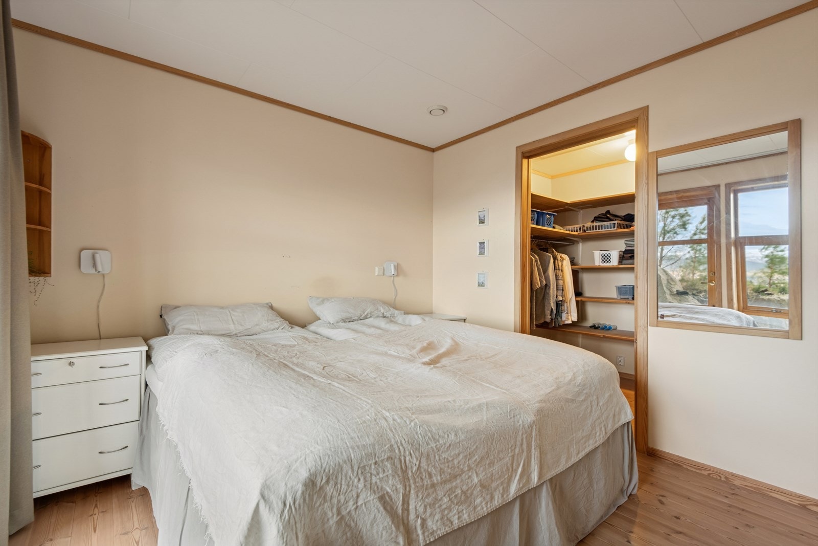 Tilgang til praktisk garderoberom. Galleribilde