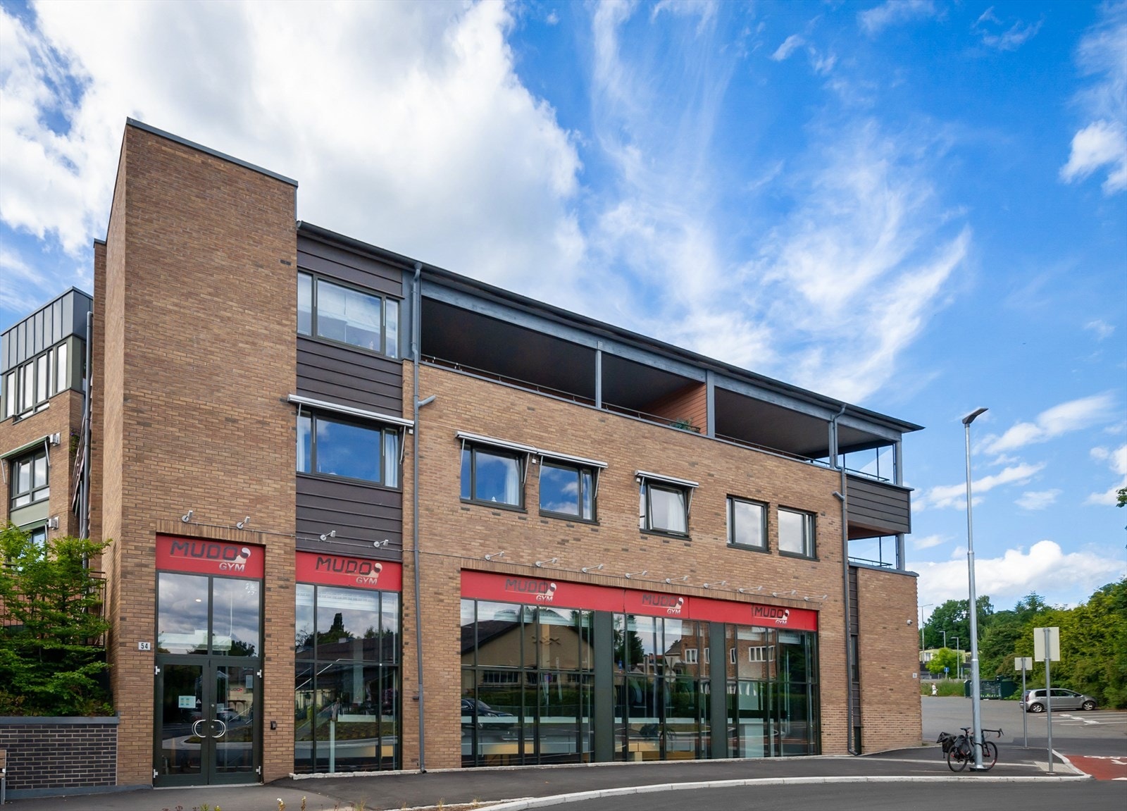 På Vinderen er det en rekke service og handelstilbud. Galleribilde