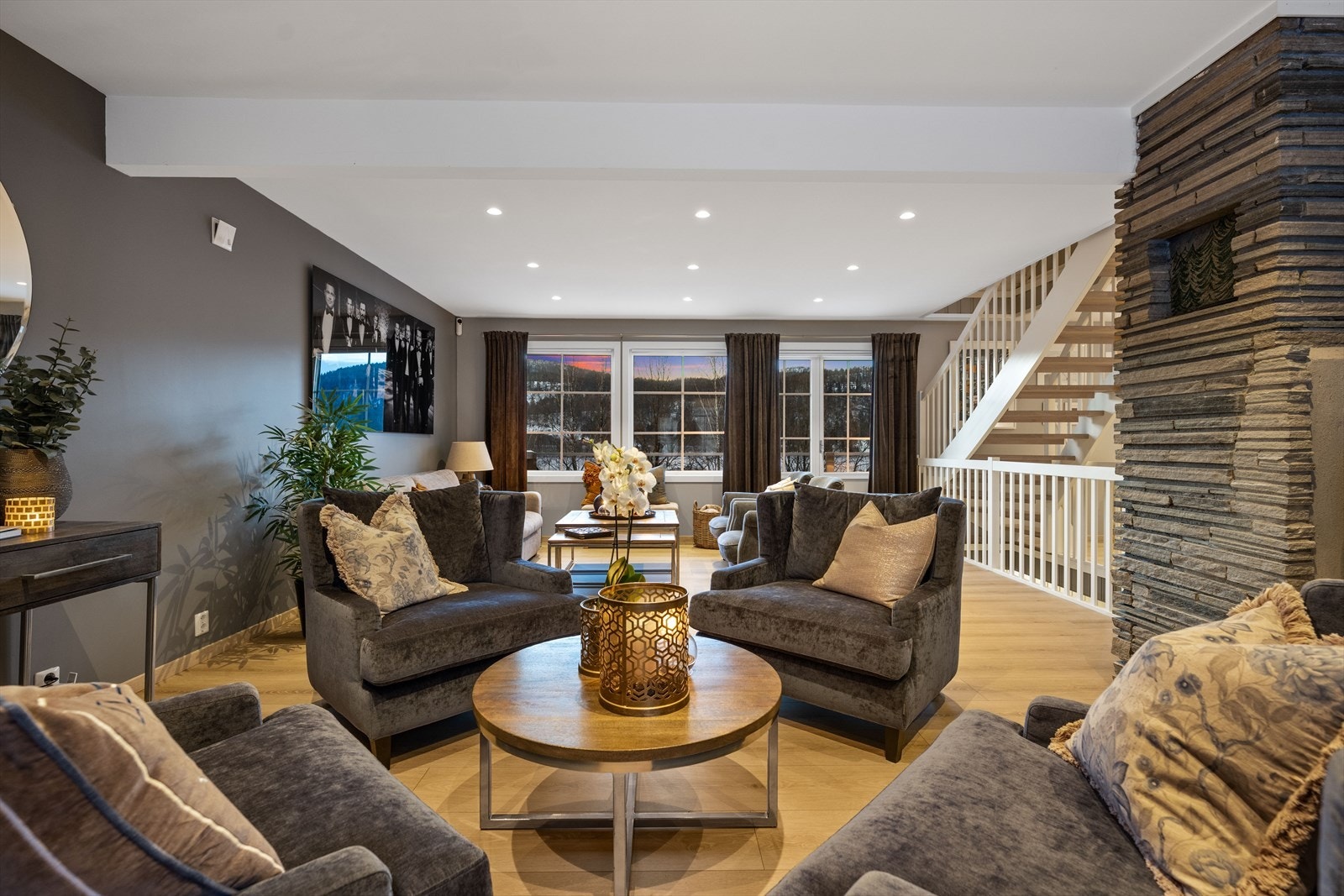 Stuen i kveldsstemning Galleribilde