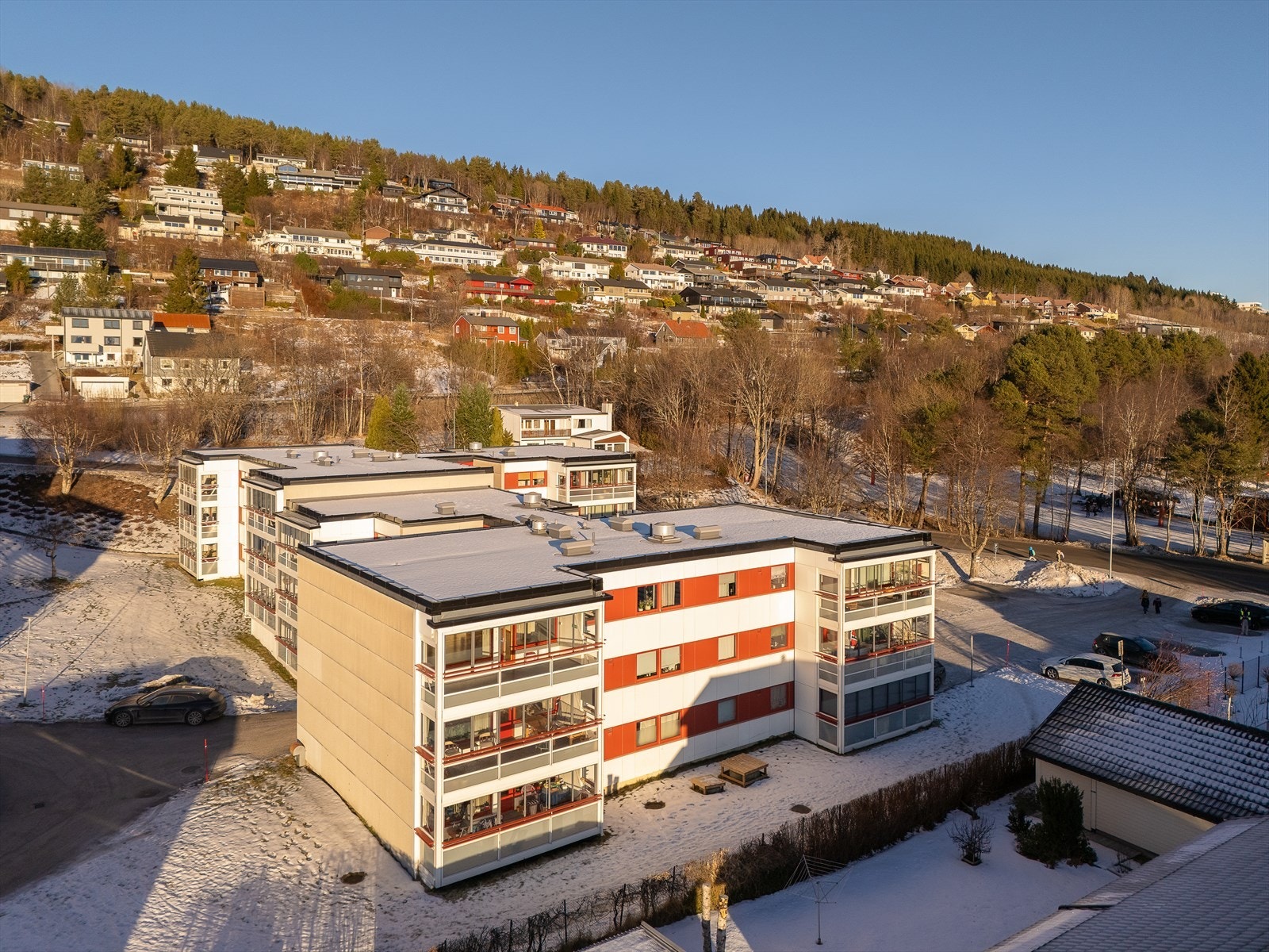 Velkommen til toppetasjen i Tellusvegen 7A! Foto: Interiørfoto AS (Håvard Nyeggen Løberg) Galleribilde