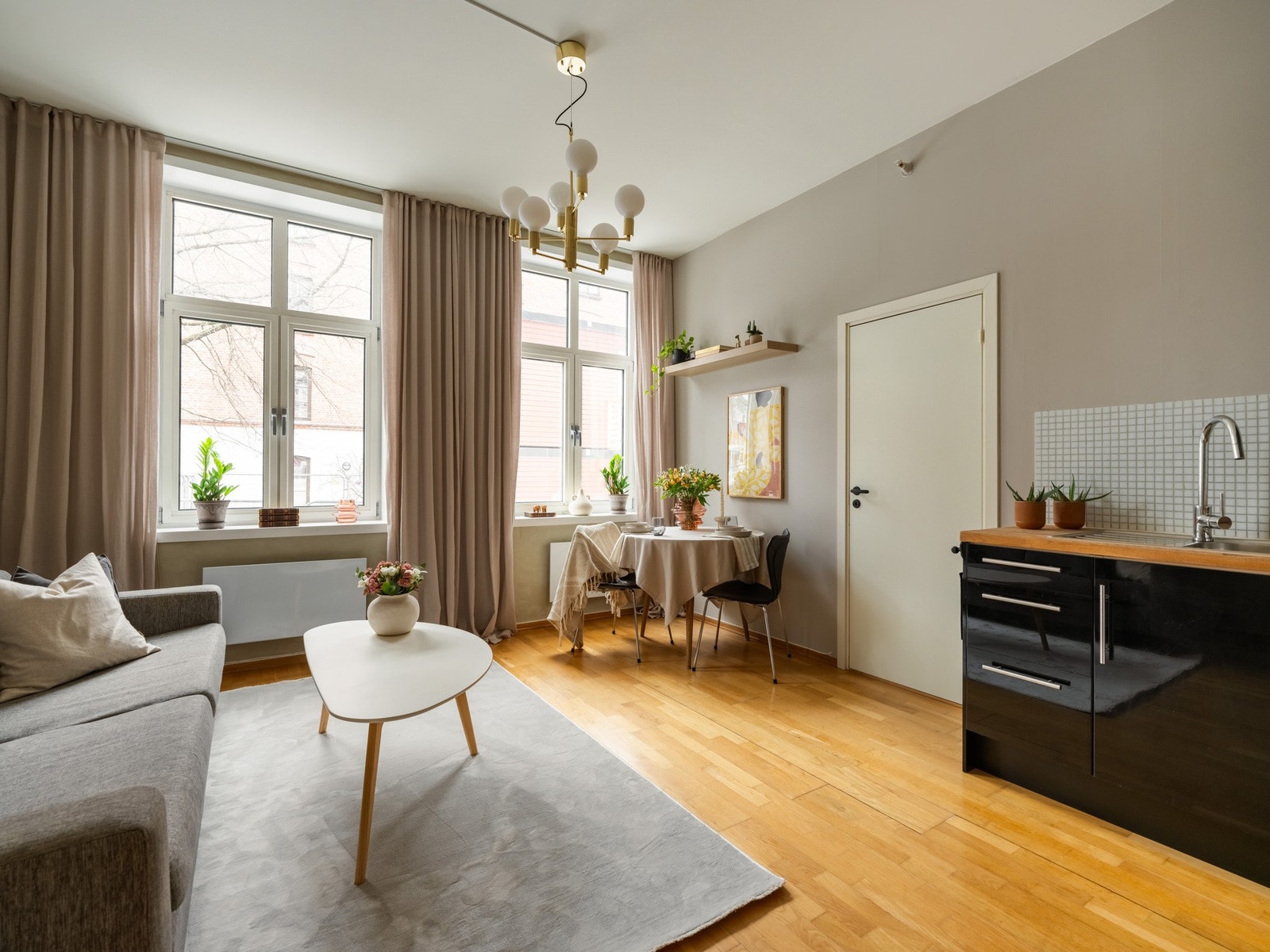 Velkommen til klassisk sjarm på Grünerløkka! Foto: Alexander Granlie | @boliggram Galleribilde