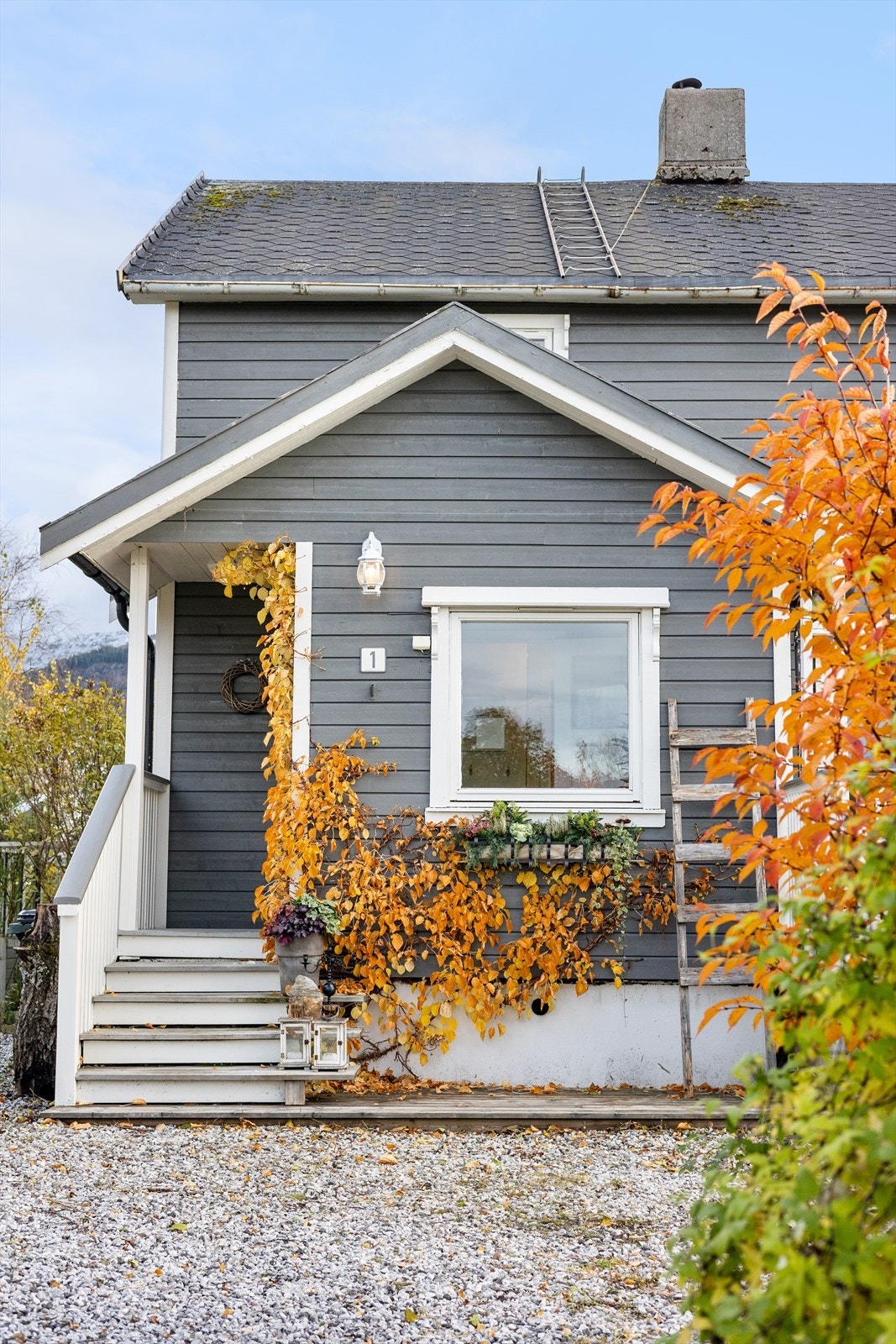 Mot inngangspartiet. Galleribilde