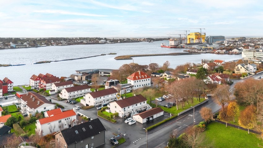 Topp beliggenhet nær sjøen sør i Haugesund Galleribilde