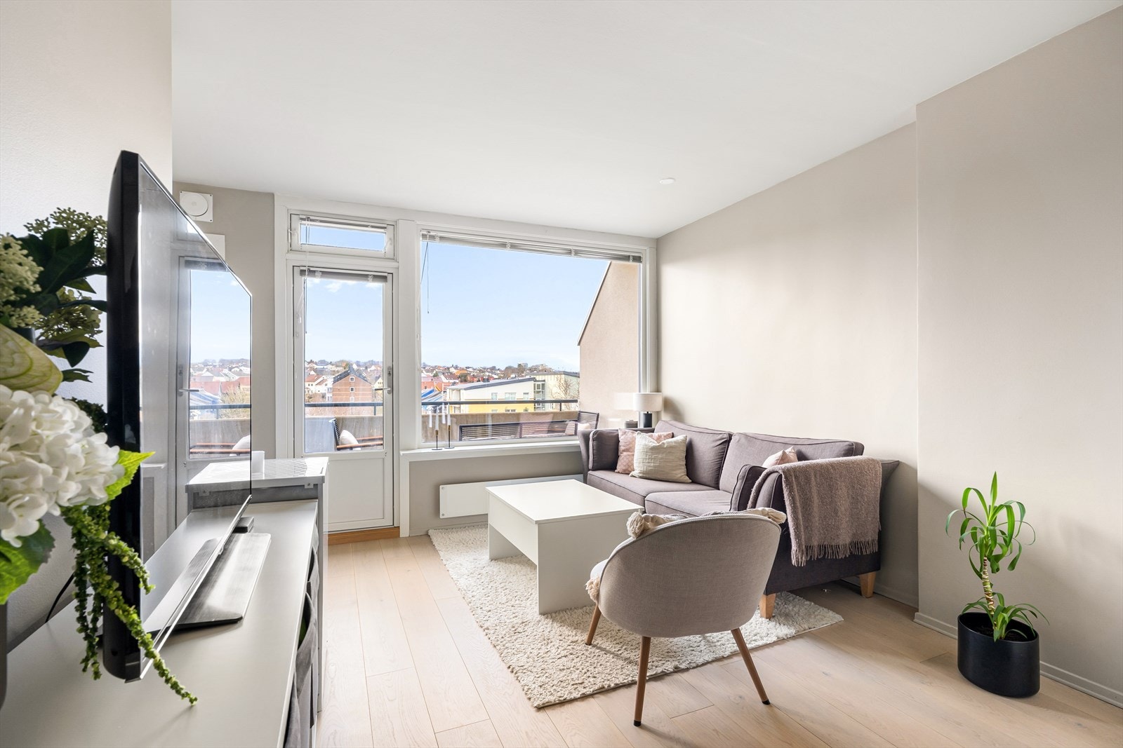 Nordvik Bolig v/Thomas Birkeland har gleden av å presentere Peder Saxes gate 19! Foto: Per Bendiksen Galleribilde