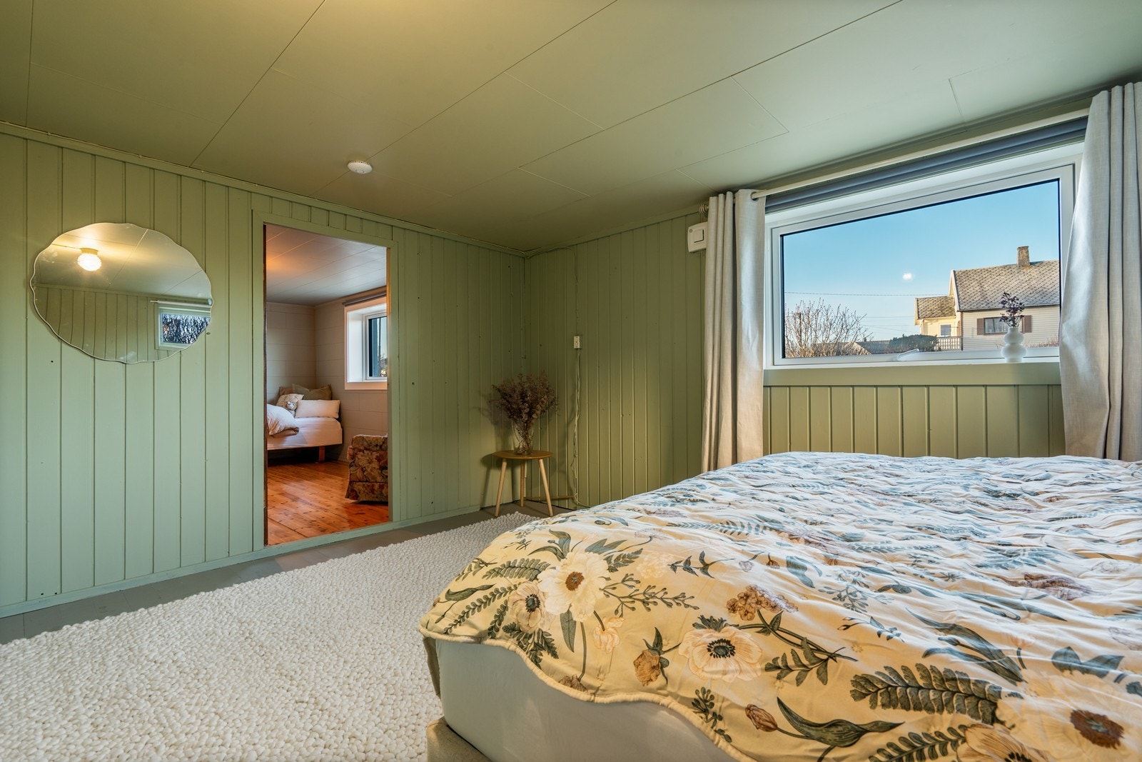 Det er montert 3.stk mekaniske avtrekksvifter i kjelleretasjen for bedre inneklima. Galleribilde