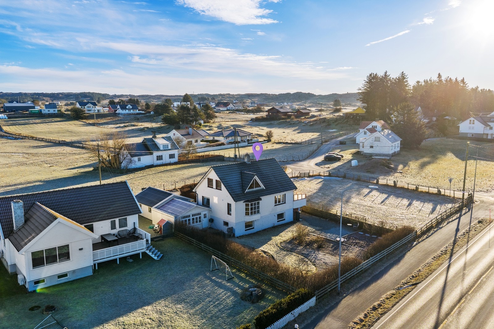Velkommen til Nordre Ådlandsveg 4, presentert av Daniel Gård i Eiendomsmegler A. Galleribilde