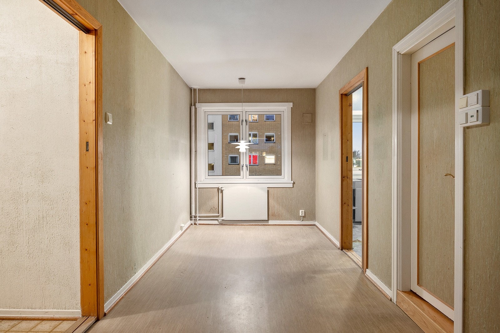 Lys og gjennomgående leilighet Galleribilde