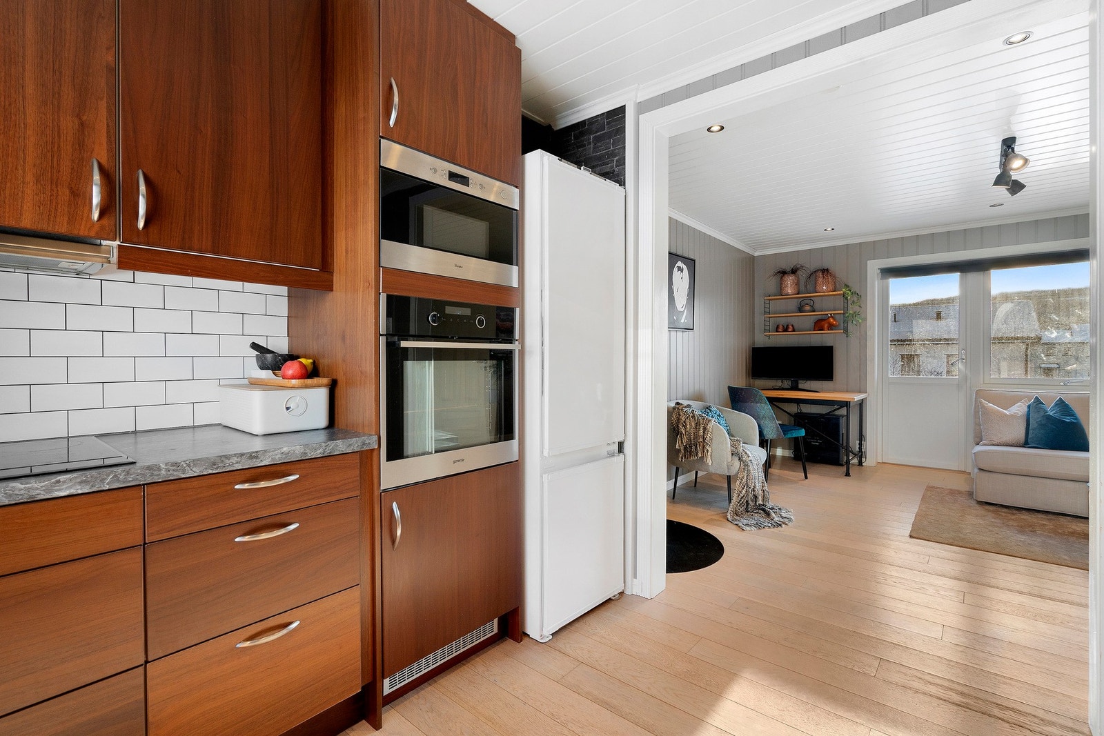 Åpen kjøkken/stue løsning. Galleribilde