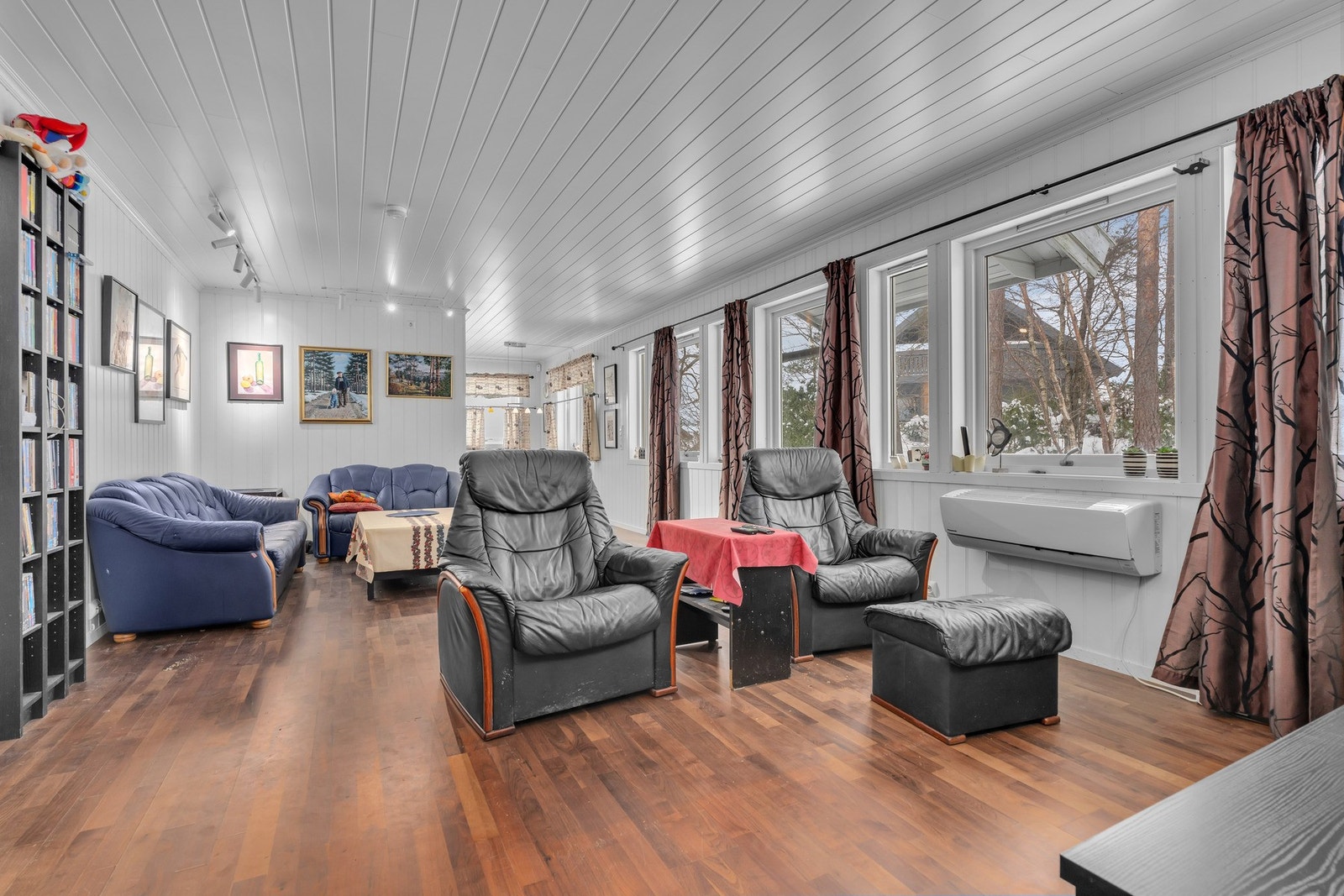 Romslig stue Galleribilde