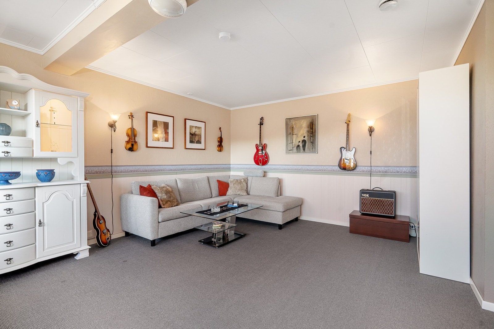 Kjellerstue. Galleribilde