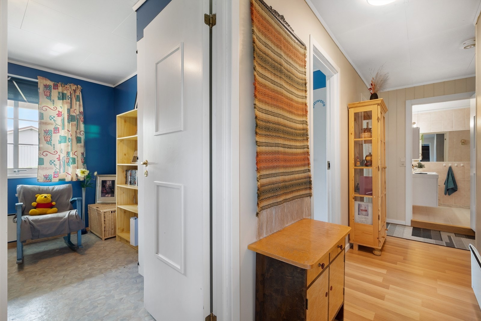 Gang ved soverommene nede. Galleribilde